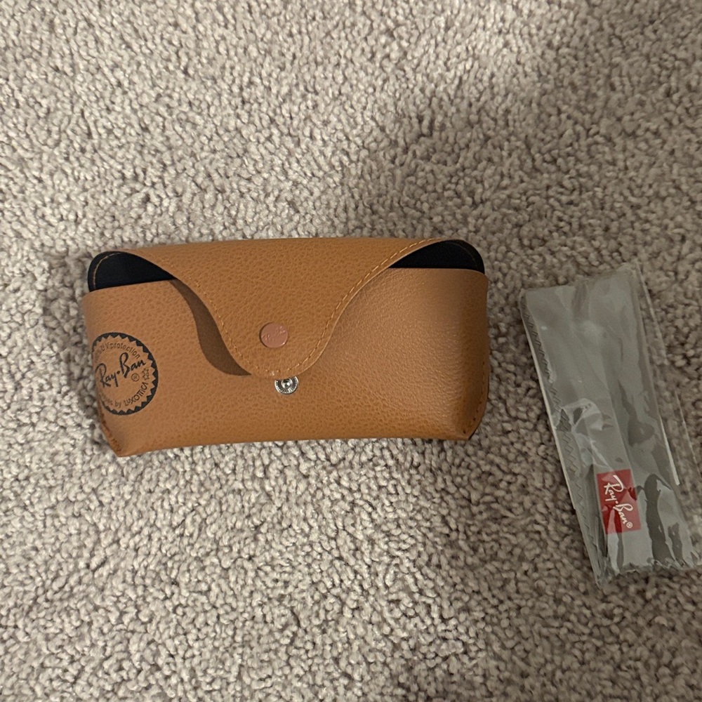 Ray-Ban Tan Glasses Case with Cleaning Cloth